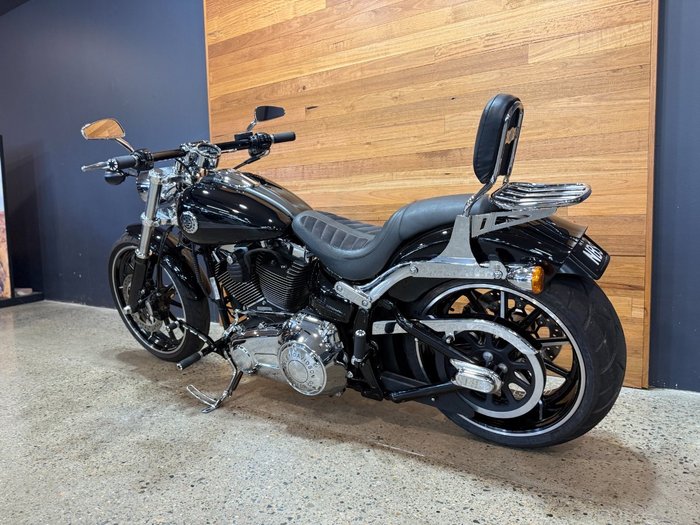 2015 Harley-davidson FXSB SOFTAIL BREAKOUT Black