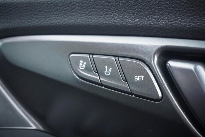 2019 Hyundai i30 N Performance PDe.2 MY19 Engine Red