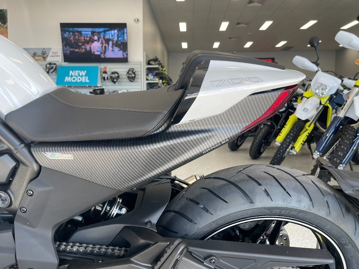 2021 CFMOTO CL-X SPORT NEBULA WHITE