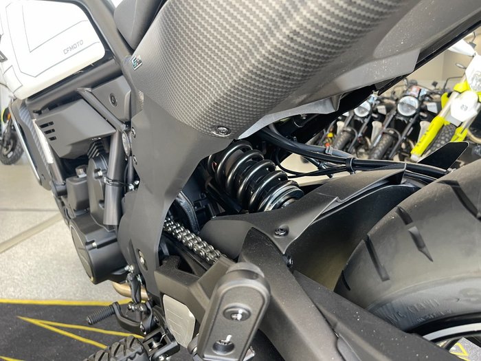 2021 CFMOTO CL-X SPORT NEBULA WHITE