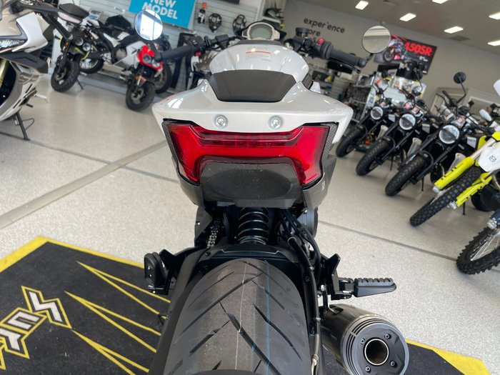 2021 CFMOTO CL-X SPORT NEBULA WHITE