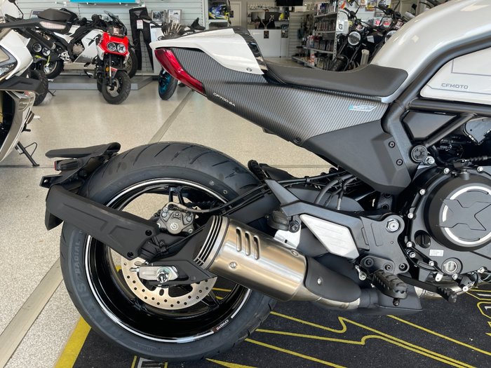 2021 CFMOTO CL-X SPORT NEBULA WHITE