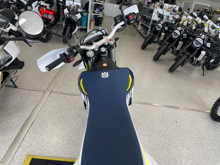 2024 HUSQVARNA 701 ENDURO WHITE