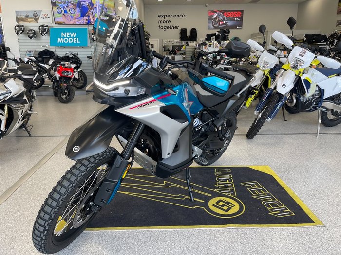 2025 CFMOTO 2025 CF MOTO 800CC MT-X BLUE