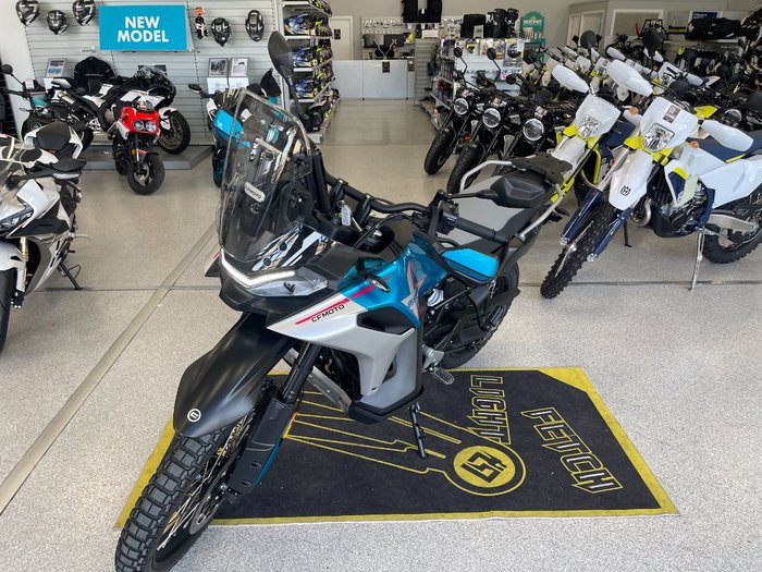 2025 CFMOTO 2025 CF MOTO 800CC MT-X BLUE