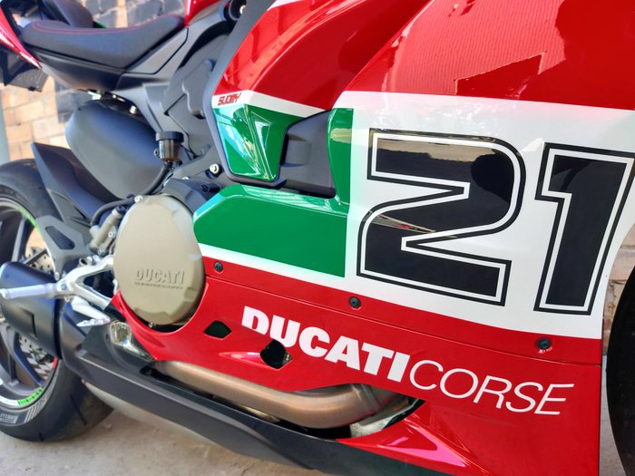 2023 DUCATI PANIGALE BAYLISS 1ST CHAMPIONSHIP 20TH A ROAD RED