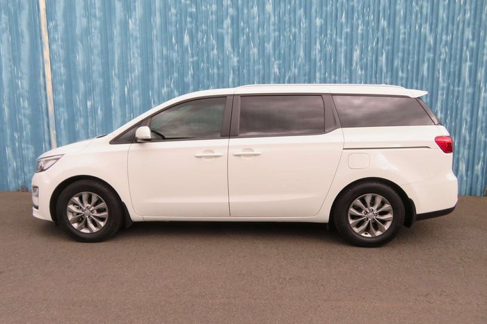 2018 Kia Carnival Si