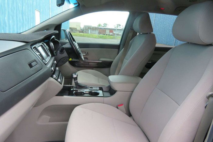 2018 Kia Carnival Si