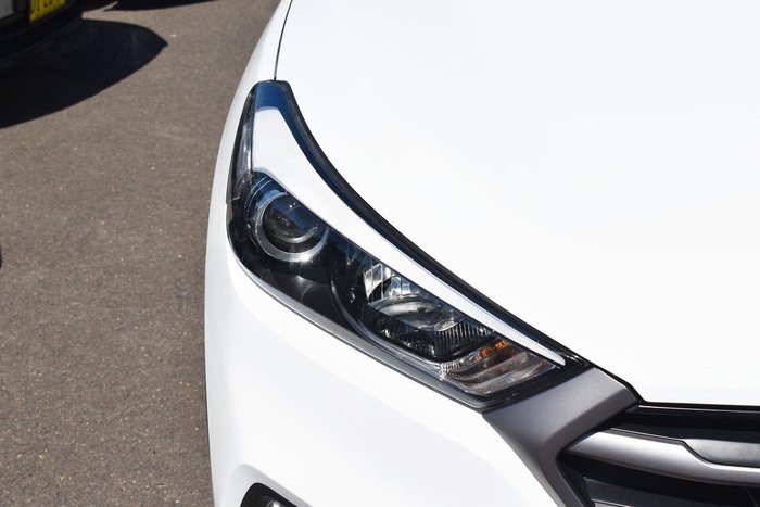 2015 Hyundai Tucson Active X TL Pure White