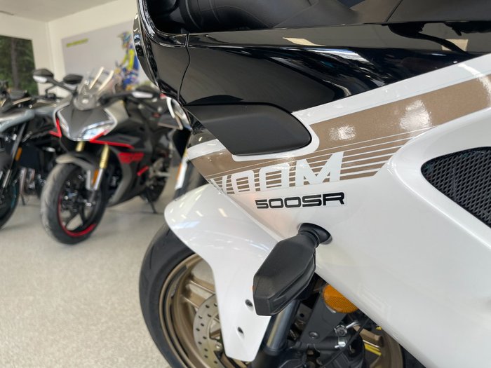 2025 CFMOTO 2025 CF MOTO 500CC 500SR VOOM ABS NEBULA WHITE