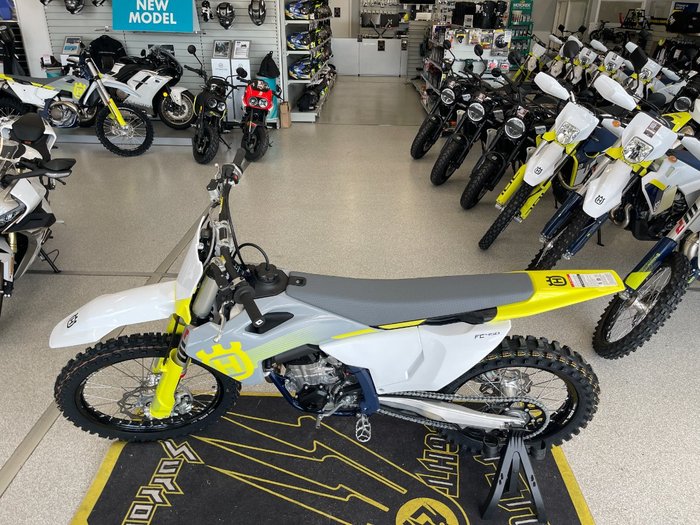 2024 HUSQVARNA FC450 WHITE