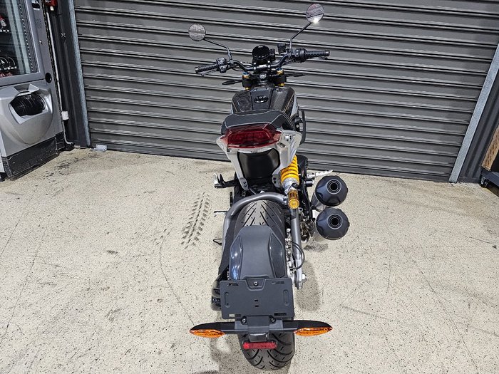 2023 INDIAN FTR R 1200 CARBON BLUE