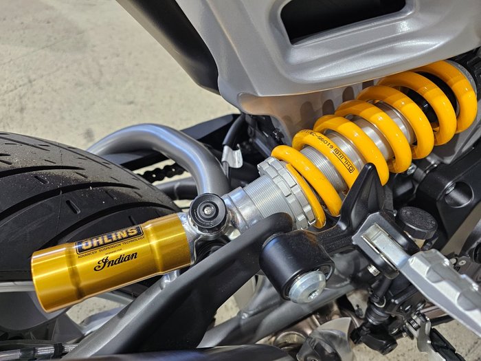 2023 INDIAN FTR R 1200 CARBON BLUE