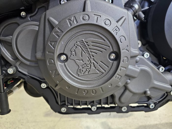 2023 INDIAN FTR R 1200 CARBON BLUE