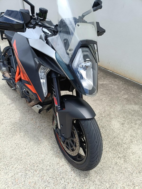 2017 KTM 1290 SUPER DUKE GT SILVER