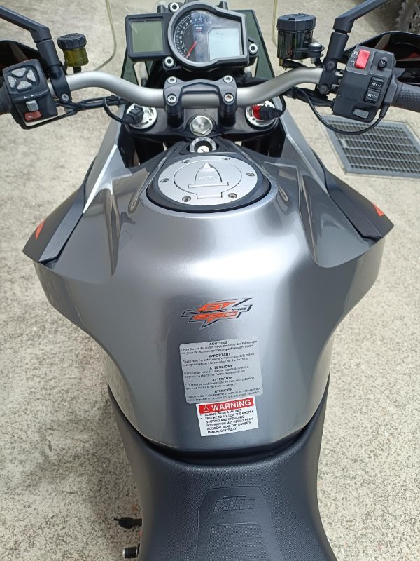 2017 KTM 1290 SUPER DUKE GT SILVER