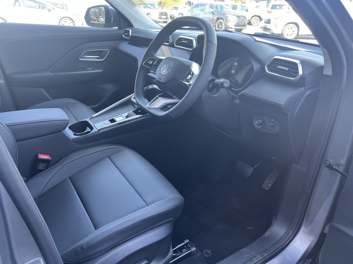 2025 MG ZS Essence Hybrid+