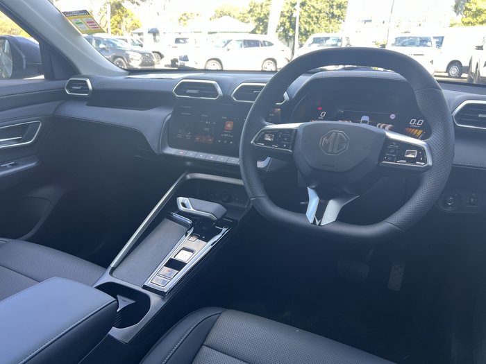 2025 MG ZS Essence Hybrid+