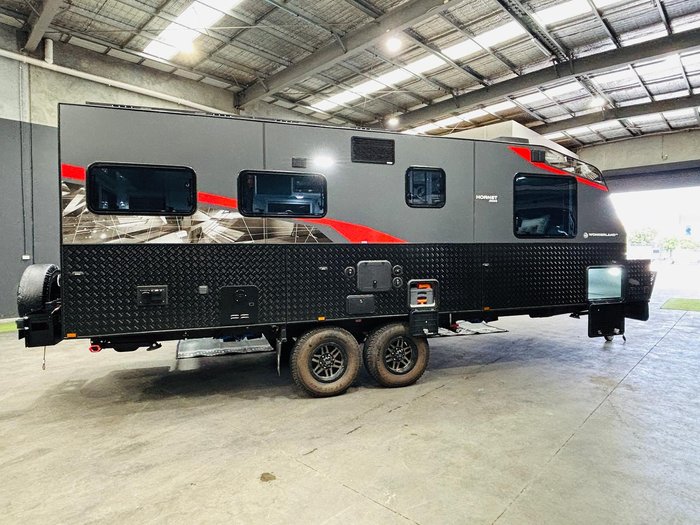 2024 Wonderland RV Ho2200rc Rear Club Lounge & Centre Bathroom