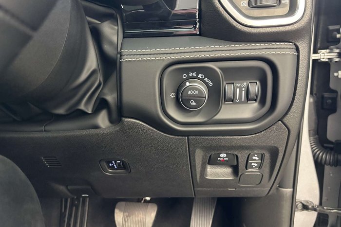 2025 RAM 1500 Laramie Sport Hurricane SO RamBox