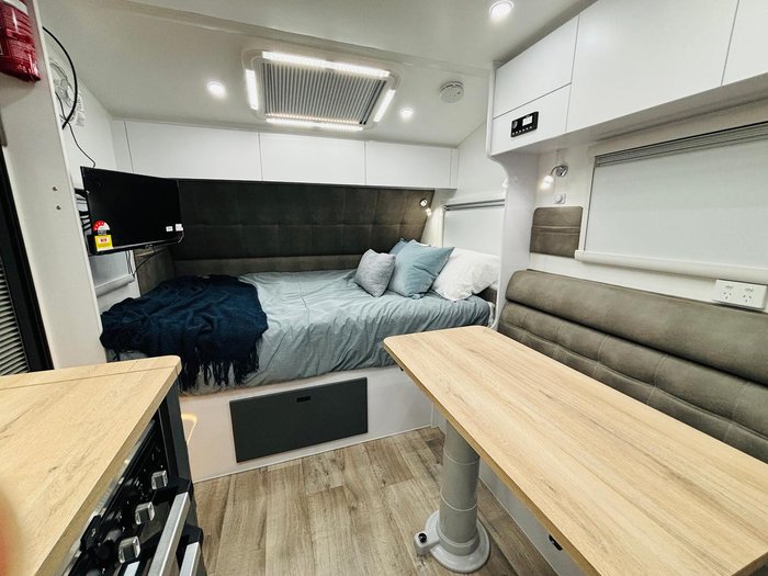 2025 Wonderland RV Adventus Rear Bunk Layout