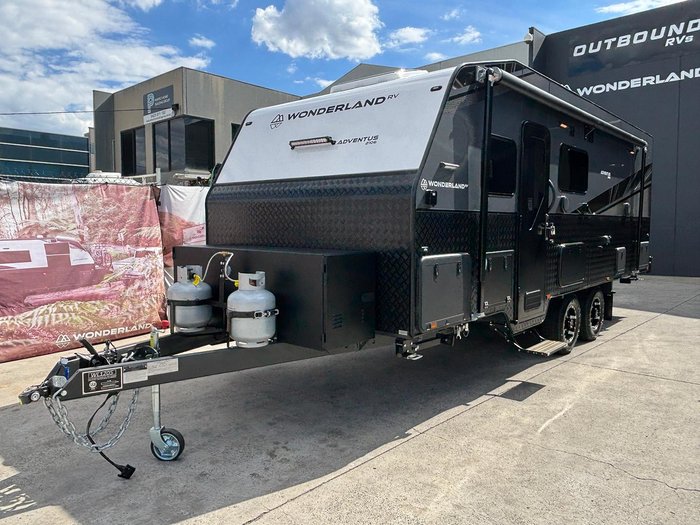 2025 Wonderland RV Adventus Rear Bunk Layout