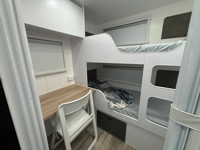 2025 Wonderland RV Adventus Rear Bunk Layout