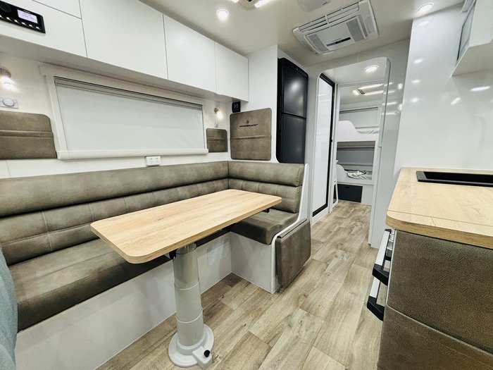 2025 Wonderland RV Adventus Rear Bunk Layout