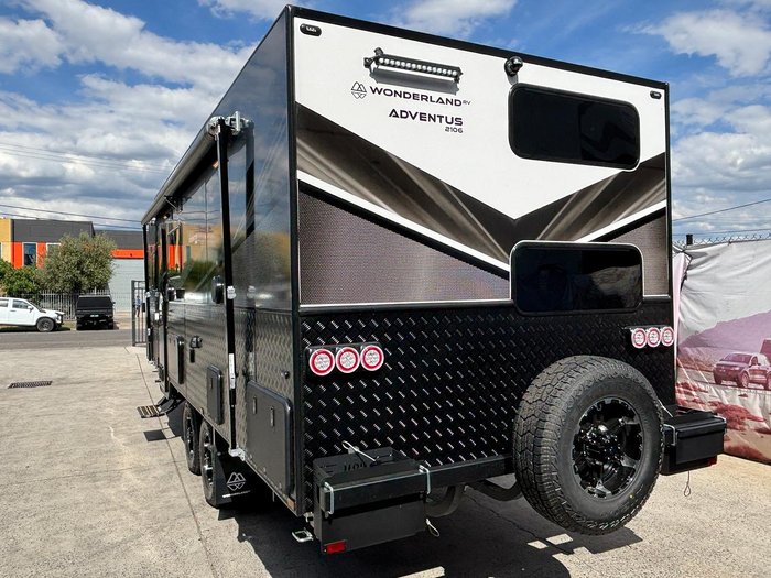 2025 Wonderland RV Adventus Rear Bunk Layout