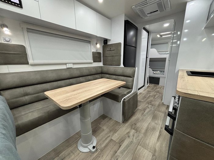 2025 Wonderland RV Adventus Rear Bunk Layout