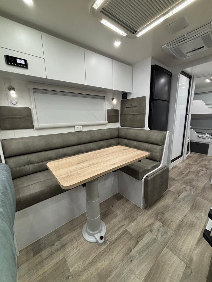 2025 Wonderland RV Adventus Rear Bunk Layout