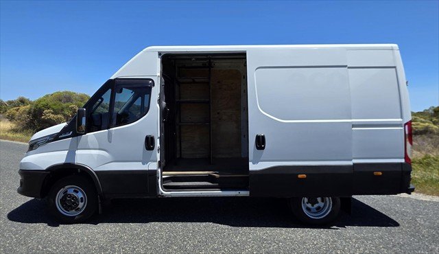 2021 Isuzu MU-X LS-M