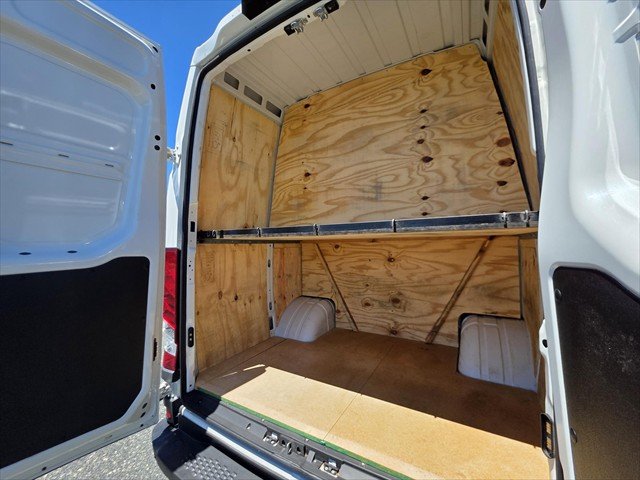 2021 Isuzu MU-X LS-M