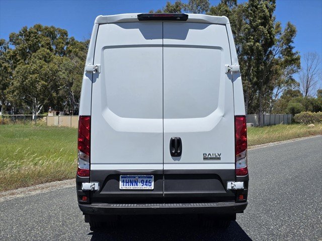 2021 Isuzu MU-X LS-M