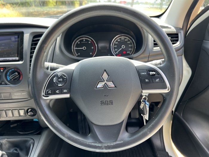 2019 Mitsubishi Triton GLX (4x4)