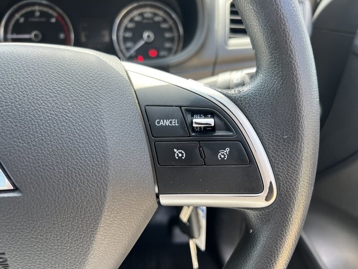 2019 Mitsubishi Triton GLX (4x4)