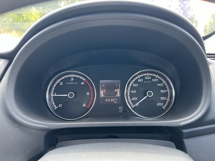 2019 Mitsubishi Triton GLX (4x4)