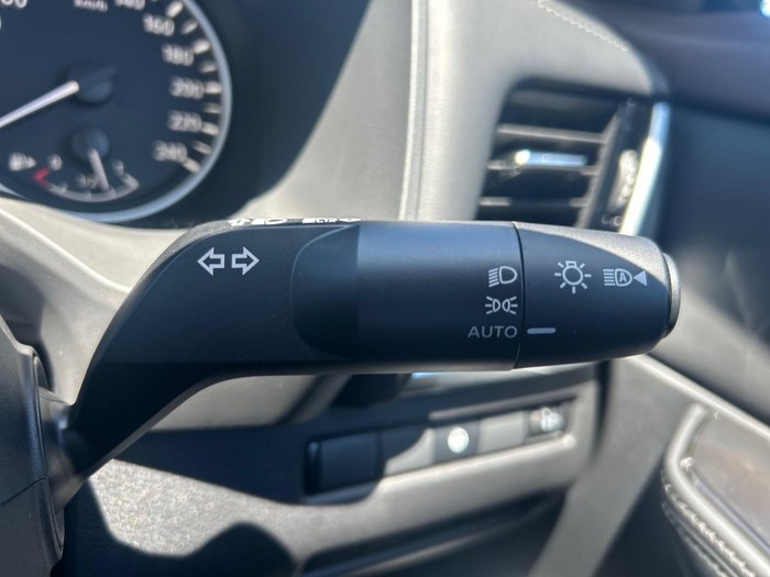 2025 Nissan X-TRAIL ST-L