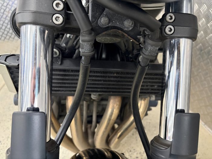 2016 Yamaha XJR1300 BLUE