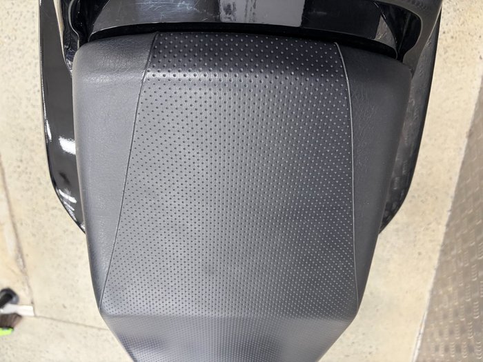 2016 Yamaha XJR1300 BLUE