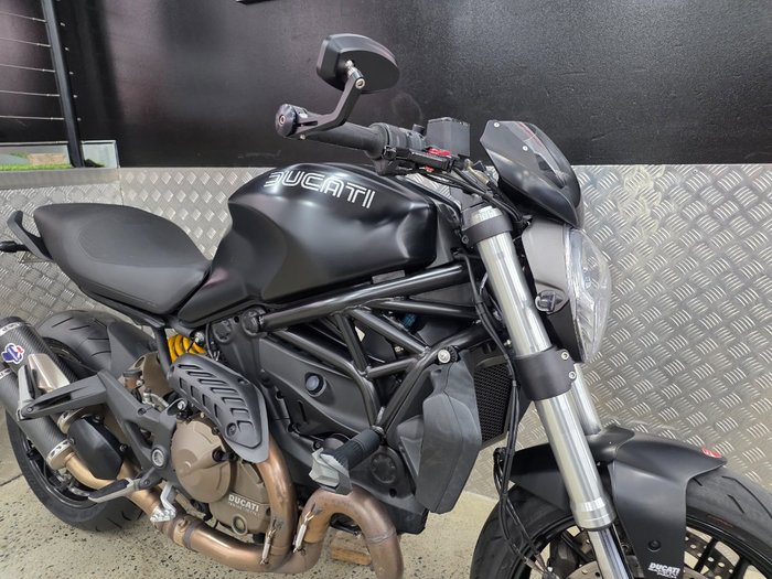 2014 DUCATI MONSTER 821 BLACK