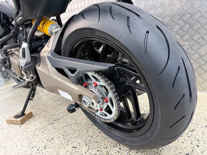 2014 DUCATI MONSTER 821 BLACK