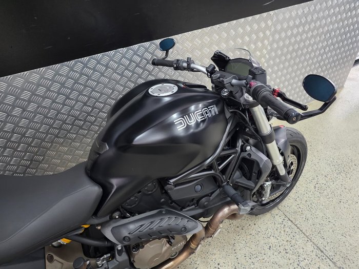 2014 DUCATI MONSTER 821 BLACK