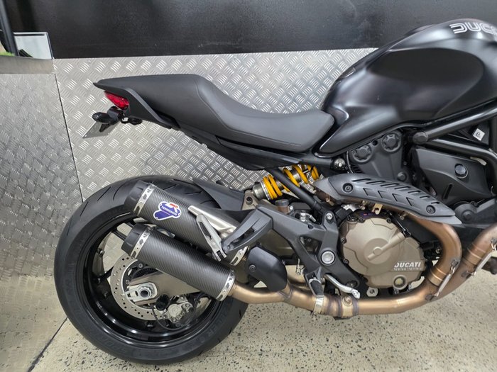 2014 DUCATI MONSTER 821 BLACK