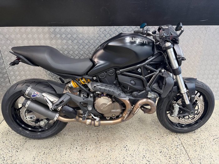 2014 DUCATI MONSTER 821 BLACK