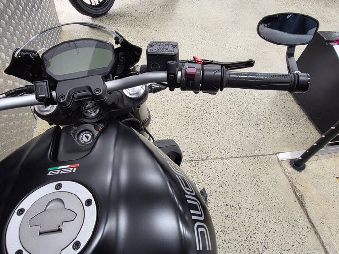 2014 DUCATI MONSTER 821 BLACK