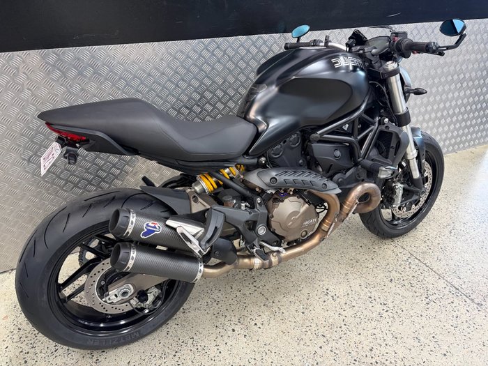2014 DUCATI MONSTER 821 BLACK
