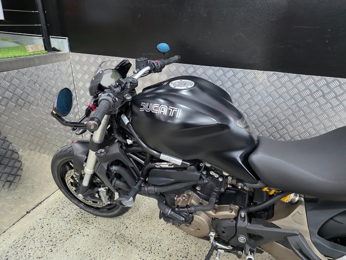 2014 DUCATI MONSTER 821 BLACK