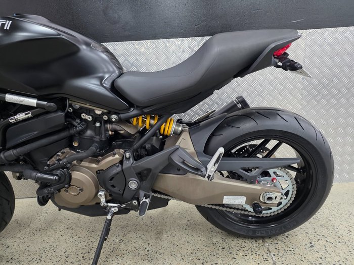 2014 DUCATI MONSTER 821 BLACK