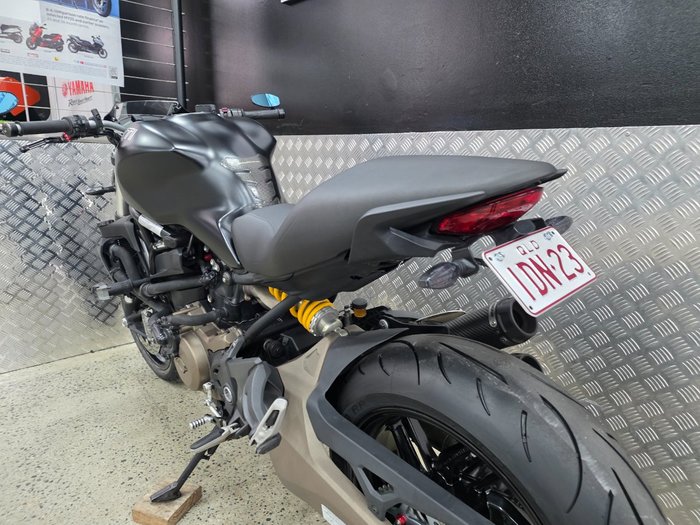 2014 DUCATI MONSTER 821 BLACK